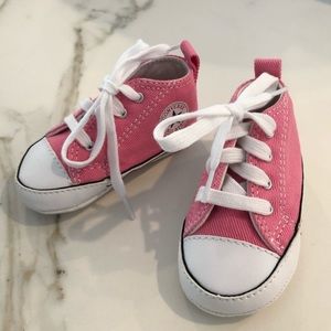 Toddler Pink Chuck Taylor Converse 💕